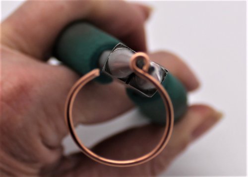 Abby Hook's Dainty Boho Ring - Form the loops, Contemporary Wire Jewelry, Loops, Wire Loop, Wrapped Wire Loop, make a loop on the end of the wire